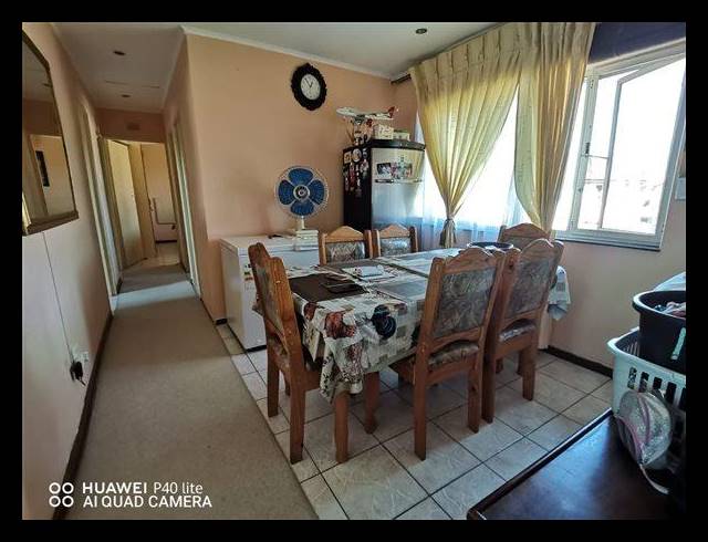 3 BEDROOM APARTMENT FOR SALE IN BRACKENHAM